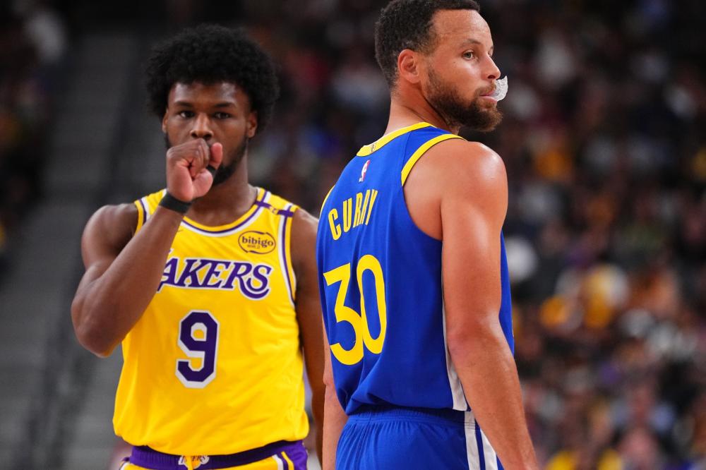 她特意到场 她特意到场