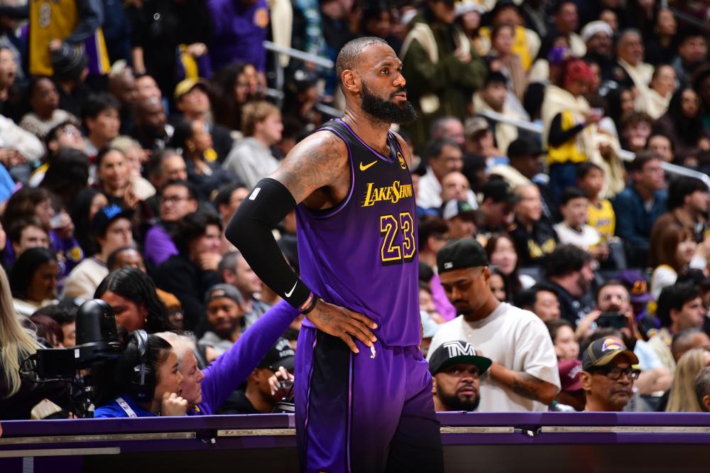 球占绝对优 球占绝对优